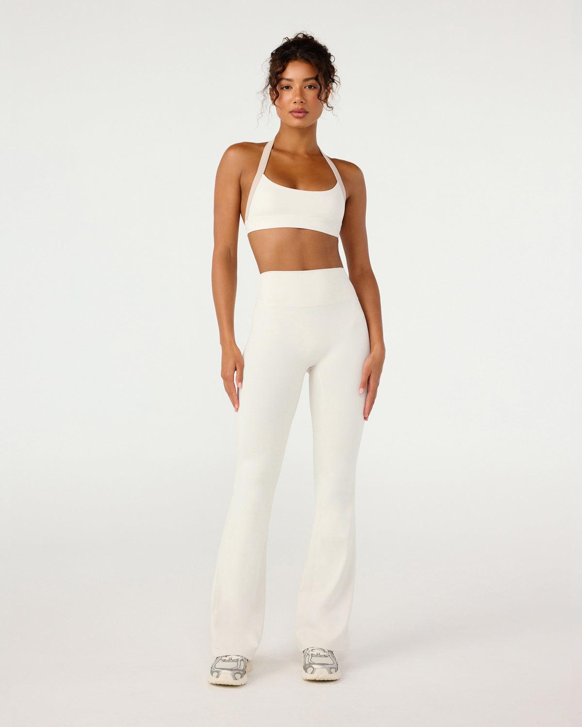 Form Invisible Scrunch Flare Leggings Vanilla