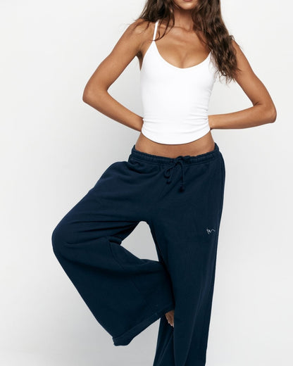 Form Leisure Tank White